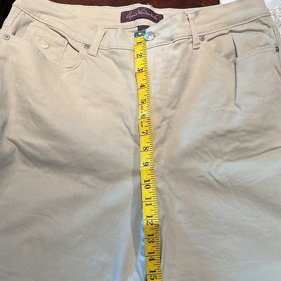 Capri Jeans by Gloria Vanderbilt - Picture 6 of 7